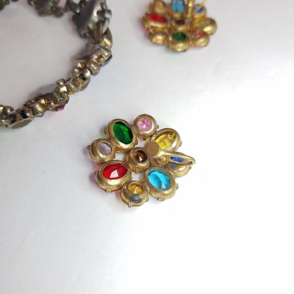 Vintage Jewel Tone Rhinestone Demi Parure Pot Metal Bracelet Screw Back Earrings - Picture 9 of 14